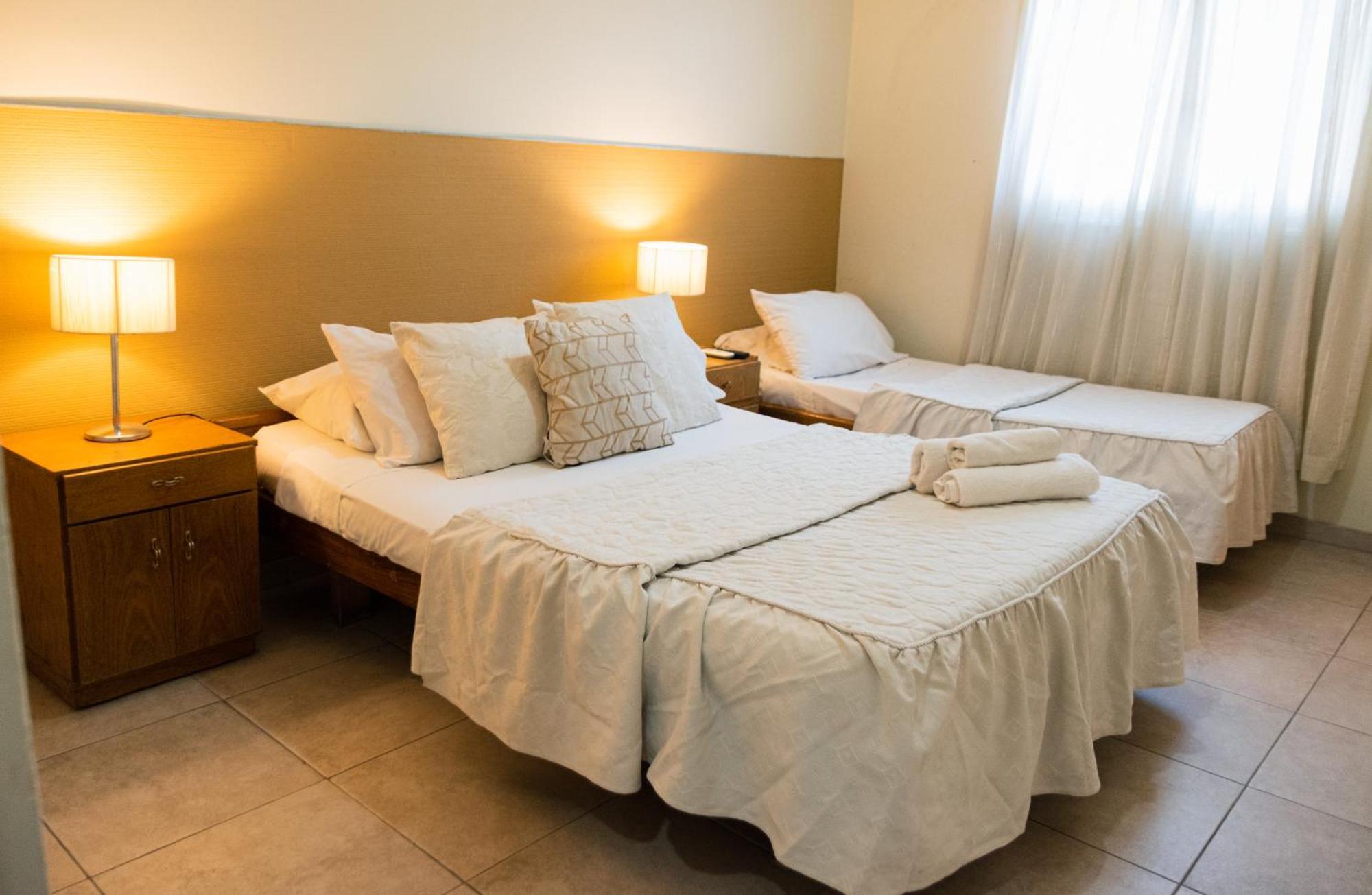 Alma Mendoza Hotel Екстер'єр фото